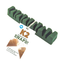 Load image into Gallery viewer, K2 Snaps Dog Veggie Treats Spinach Apple Medium 35g
